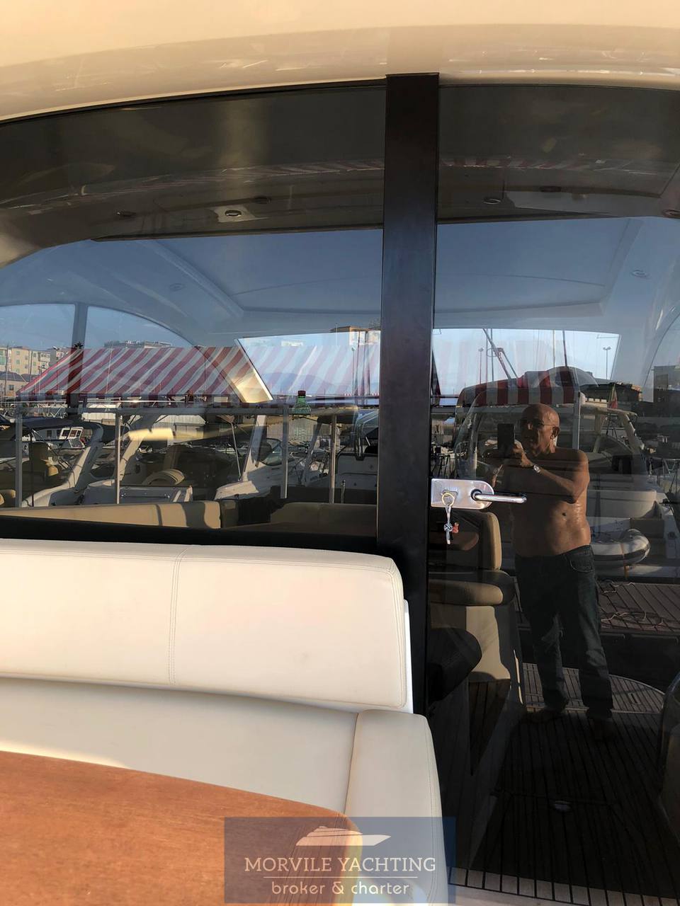 Jeanneau Prestige 42 s Motorboot gebraucht zum Verkauf