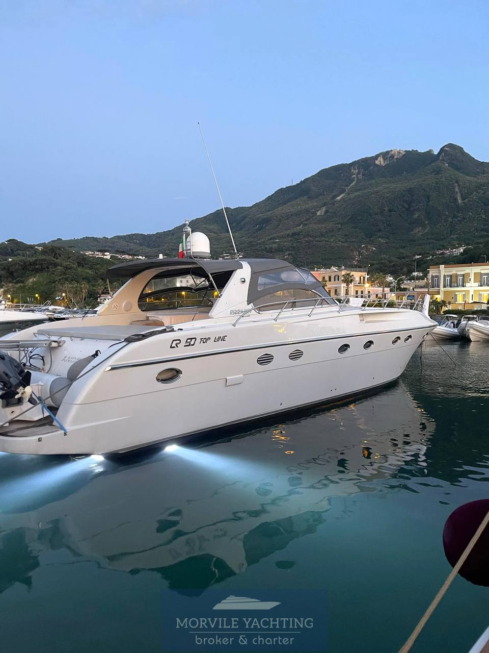 Rizzardi 50 top line Моторная лодка используется для продажи