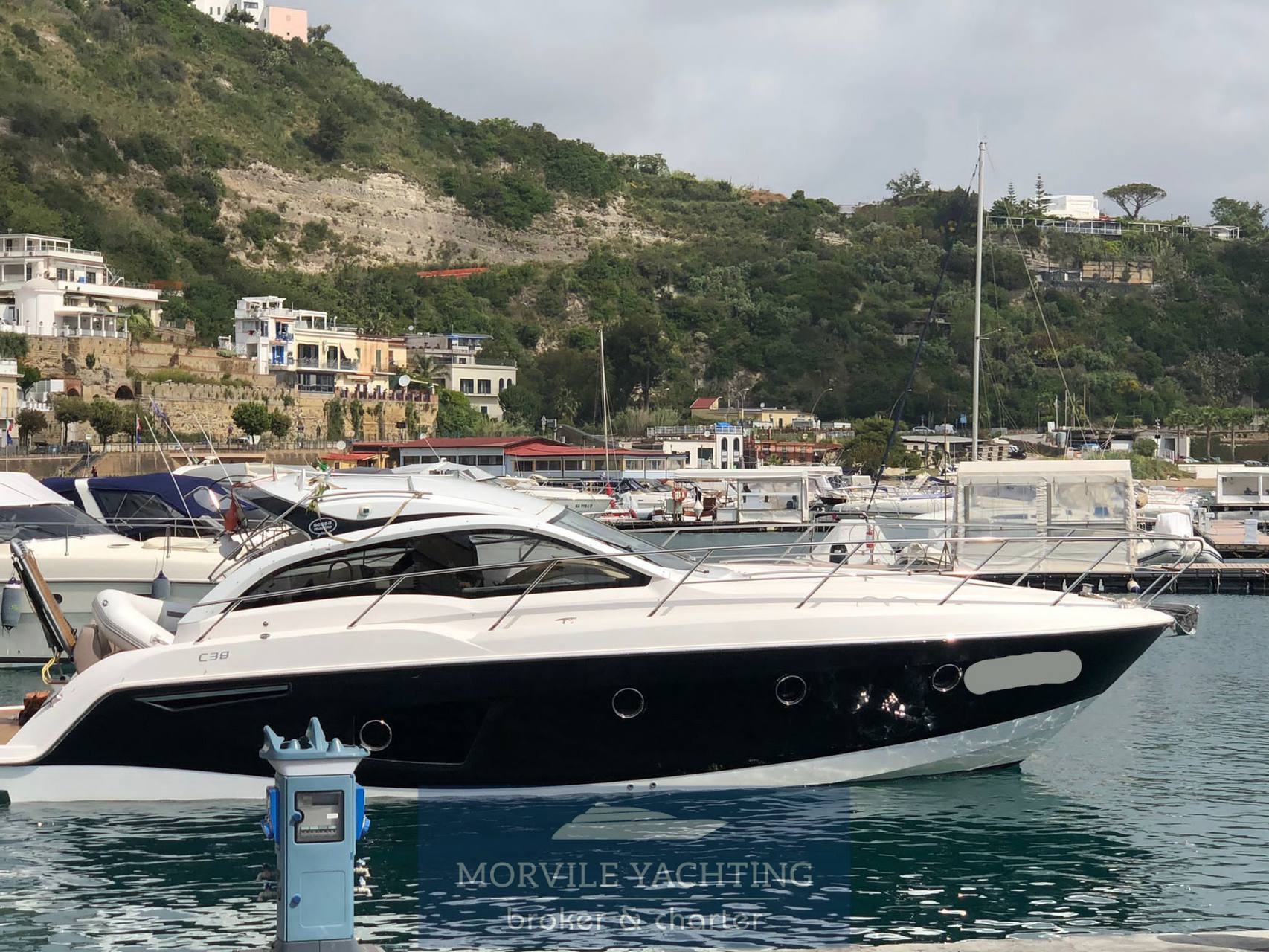 Sessa Marine C38 Motorboot gebraucht zum Verkauf