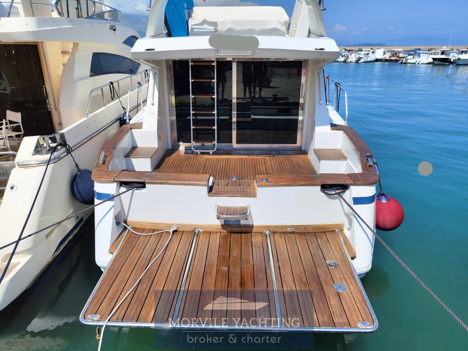 Raffaelli Storm s Flybridge