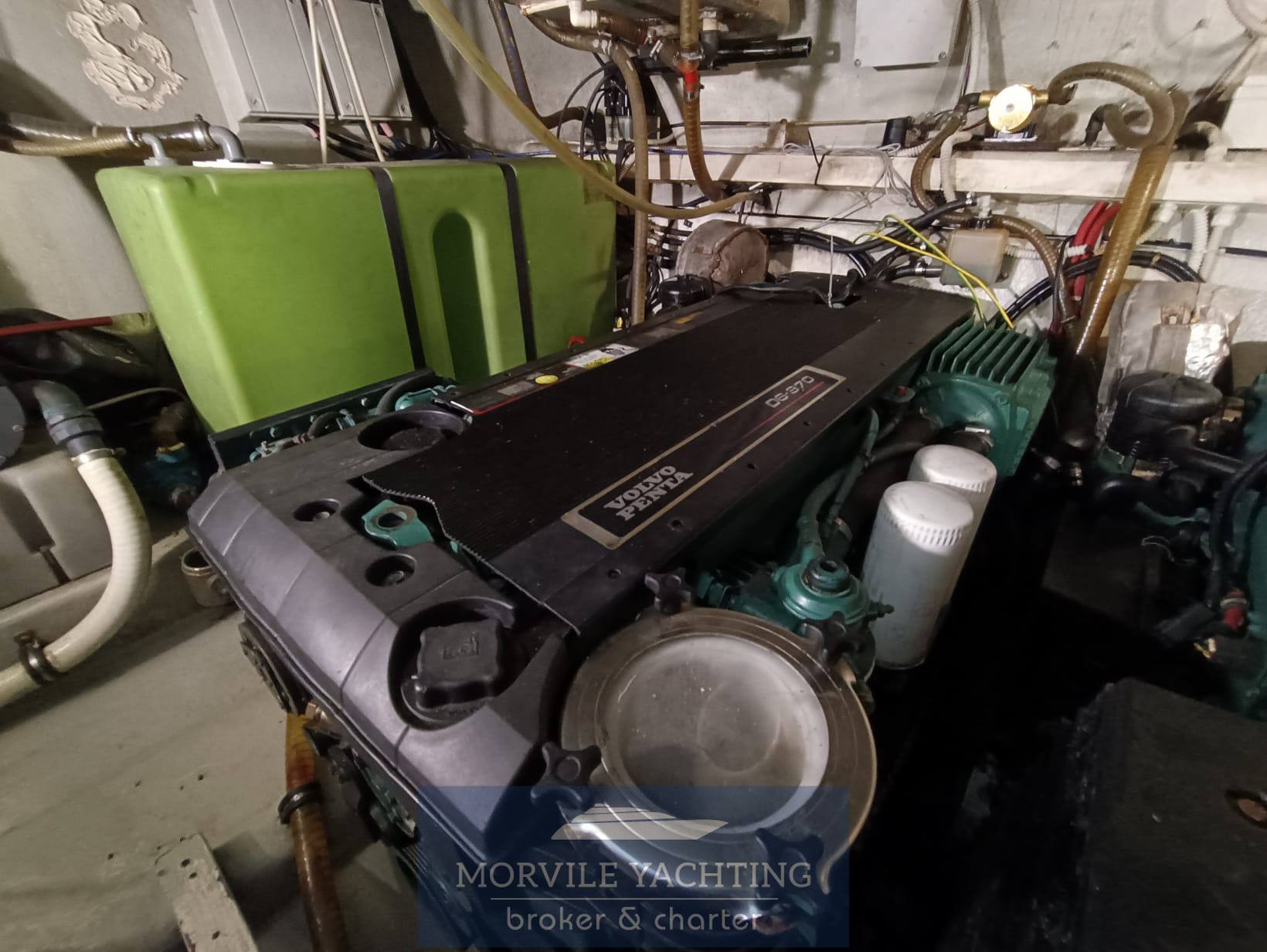 Marine yachting Mig 43 barco de motor