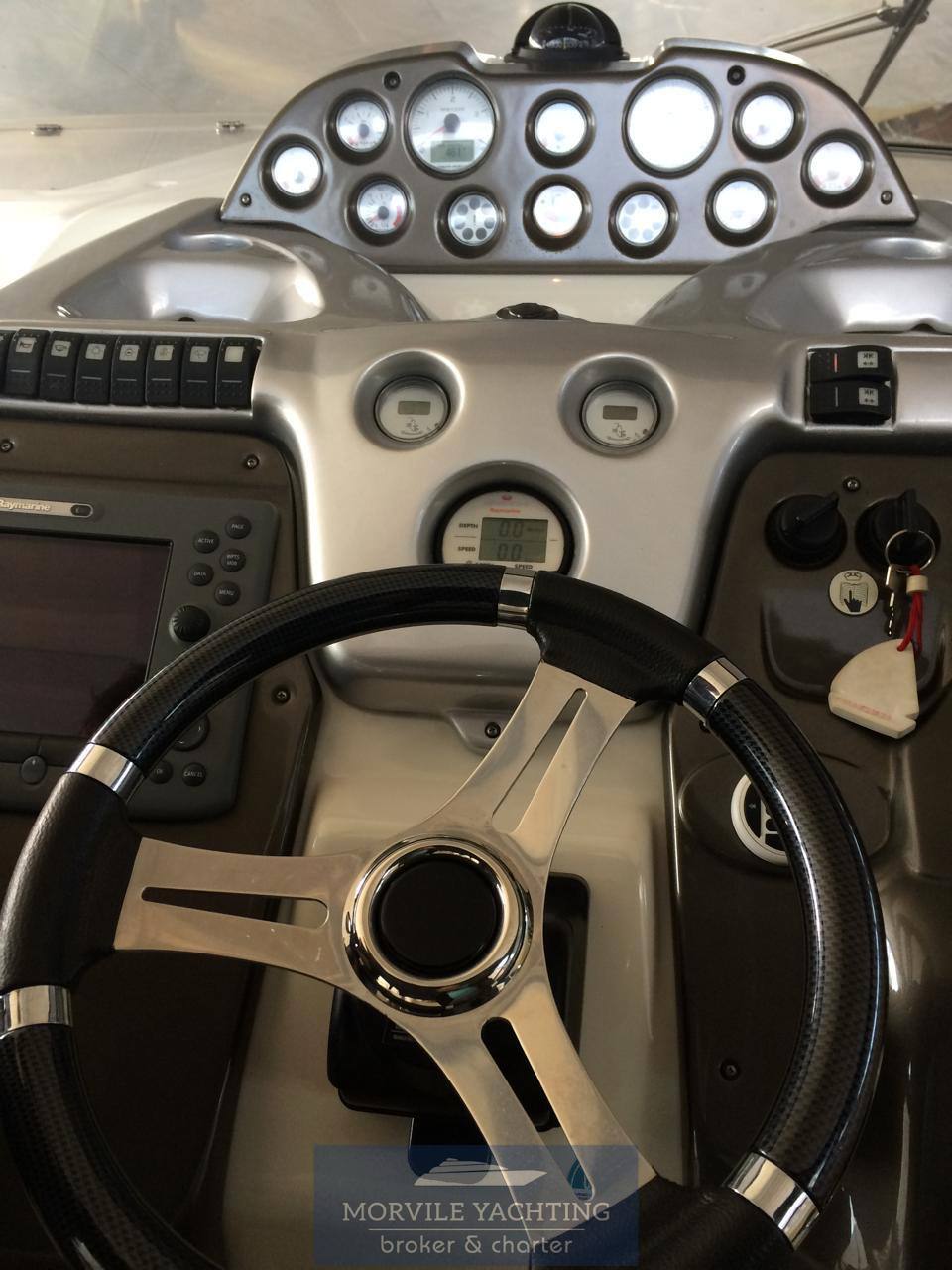 Cranchi Zaffiro 32 Express Cruiser