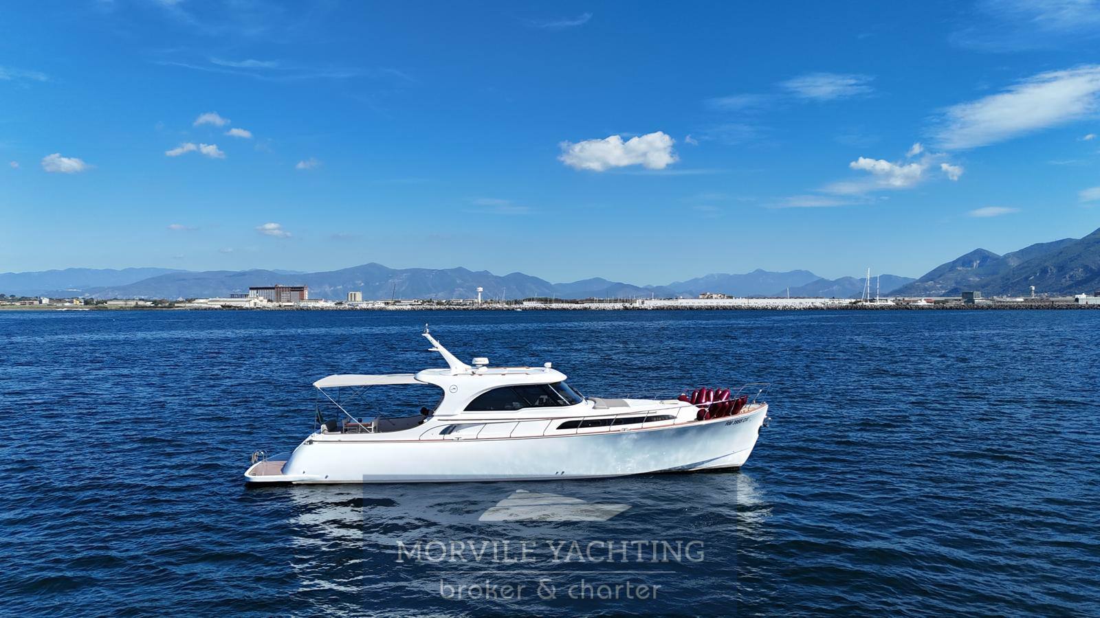 Mochi craft Dolphin 51 usado