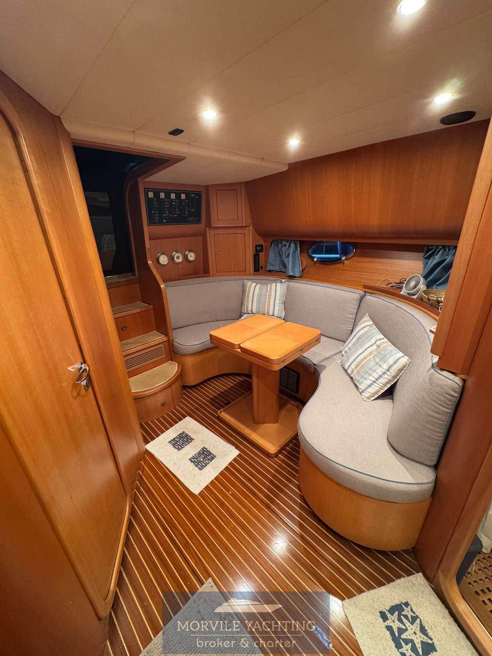 Uniesse marine 42 open usado