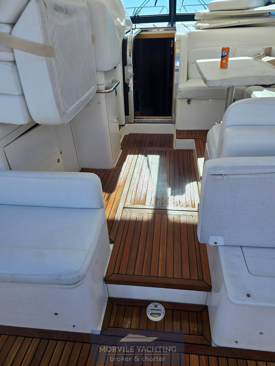 Uniesse marine 42 open barco de motor