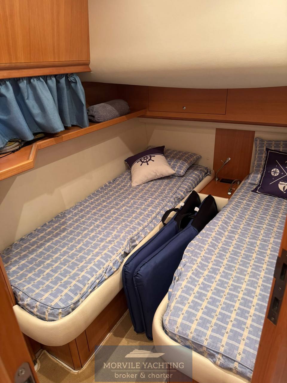 Uniesse marine 42 open Express Cruiser