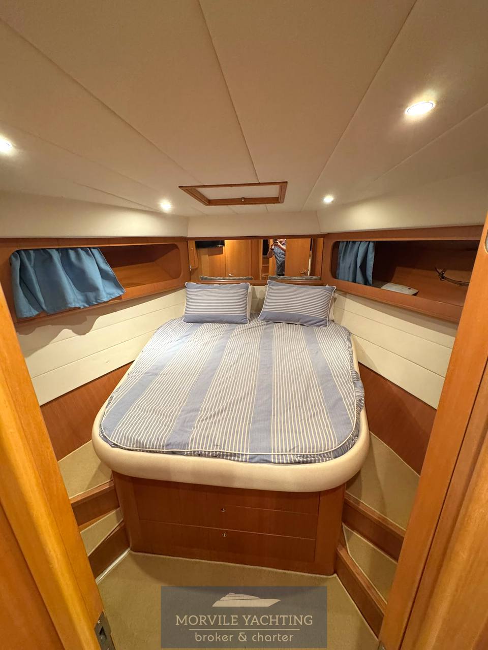 Uniesse marine 42 open barco de motor