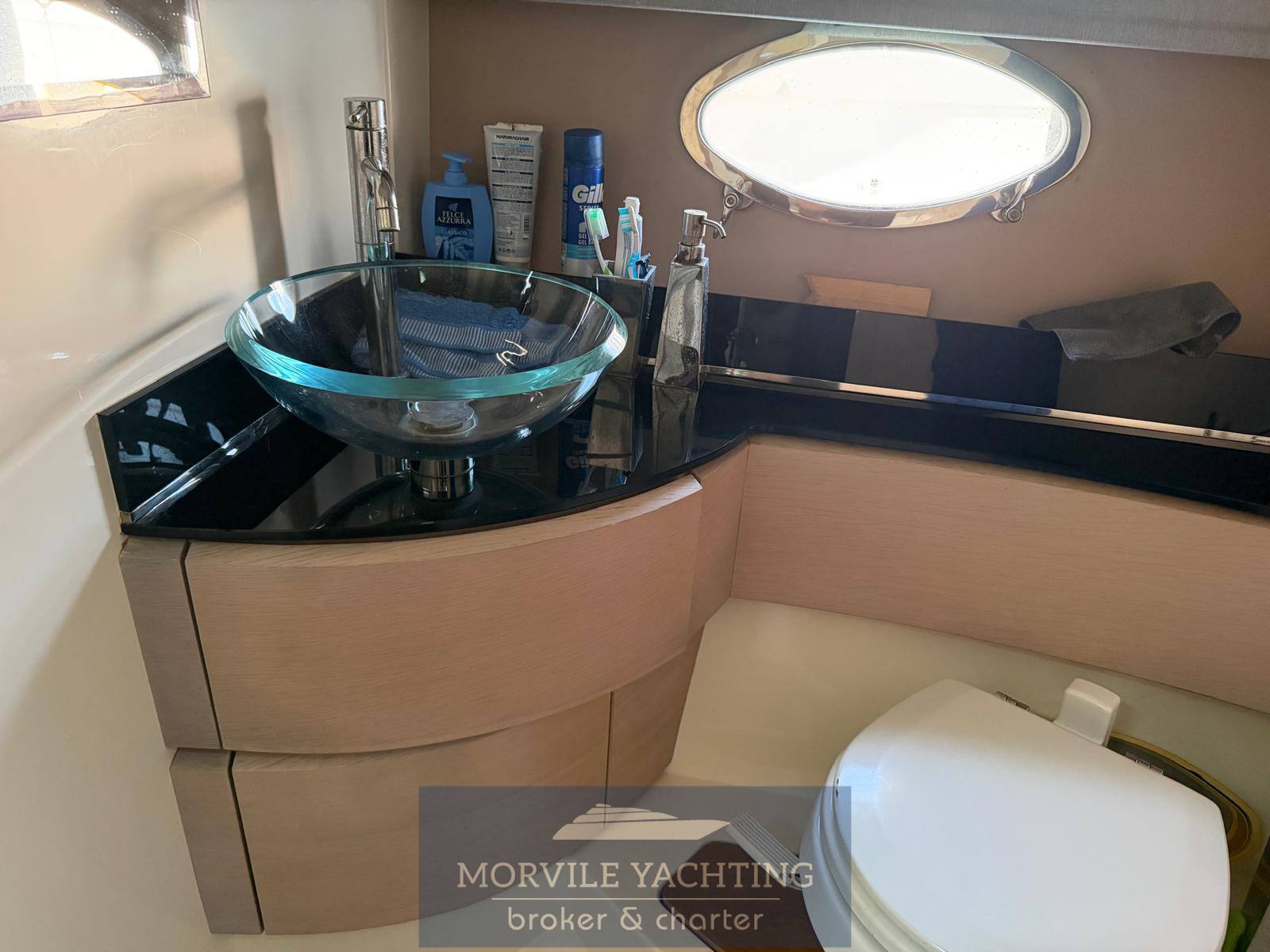 Atlantis 55 ht Barco de motor usado para venta