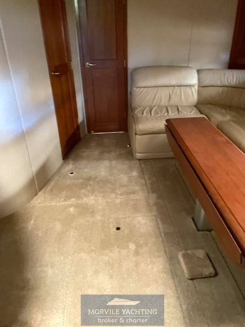 CRUISERS YACHTS 54.70 open 0