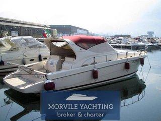 Cayman Yachts 43