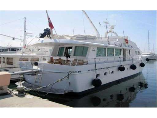 Benetti Benetti 26