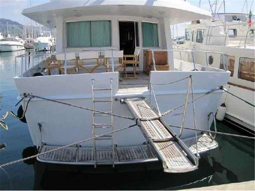 Benetti Benetti 26