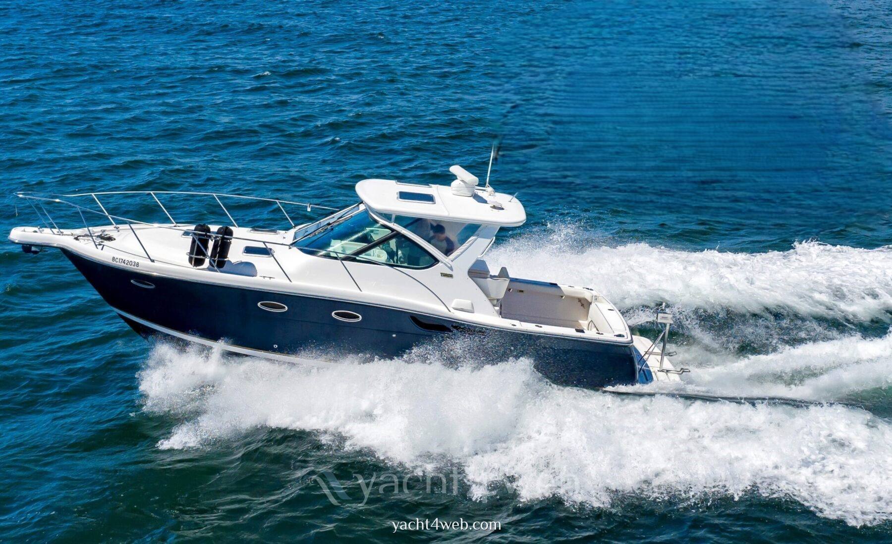 Tiara 32 tiar 