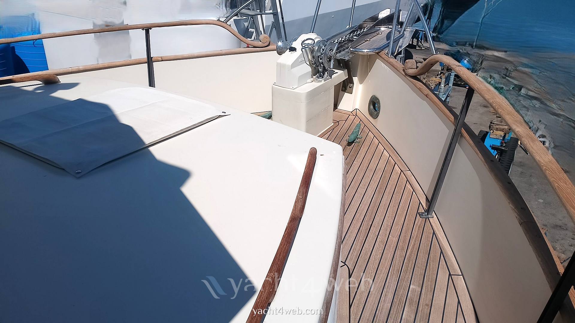 American marine Grand banks 42 Barca a motore usata in vendita