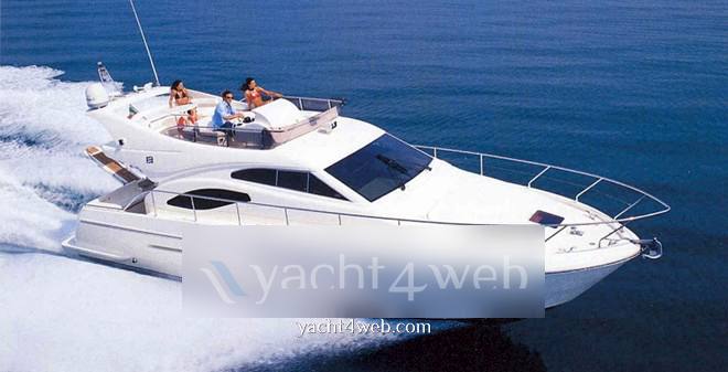 Ferretti 430 fly Motorboot gebraucht zum Verkauf
