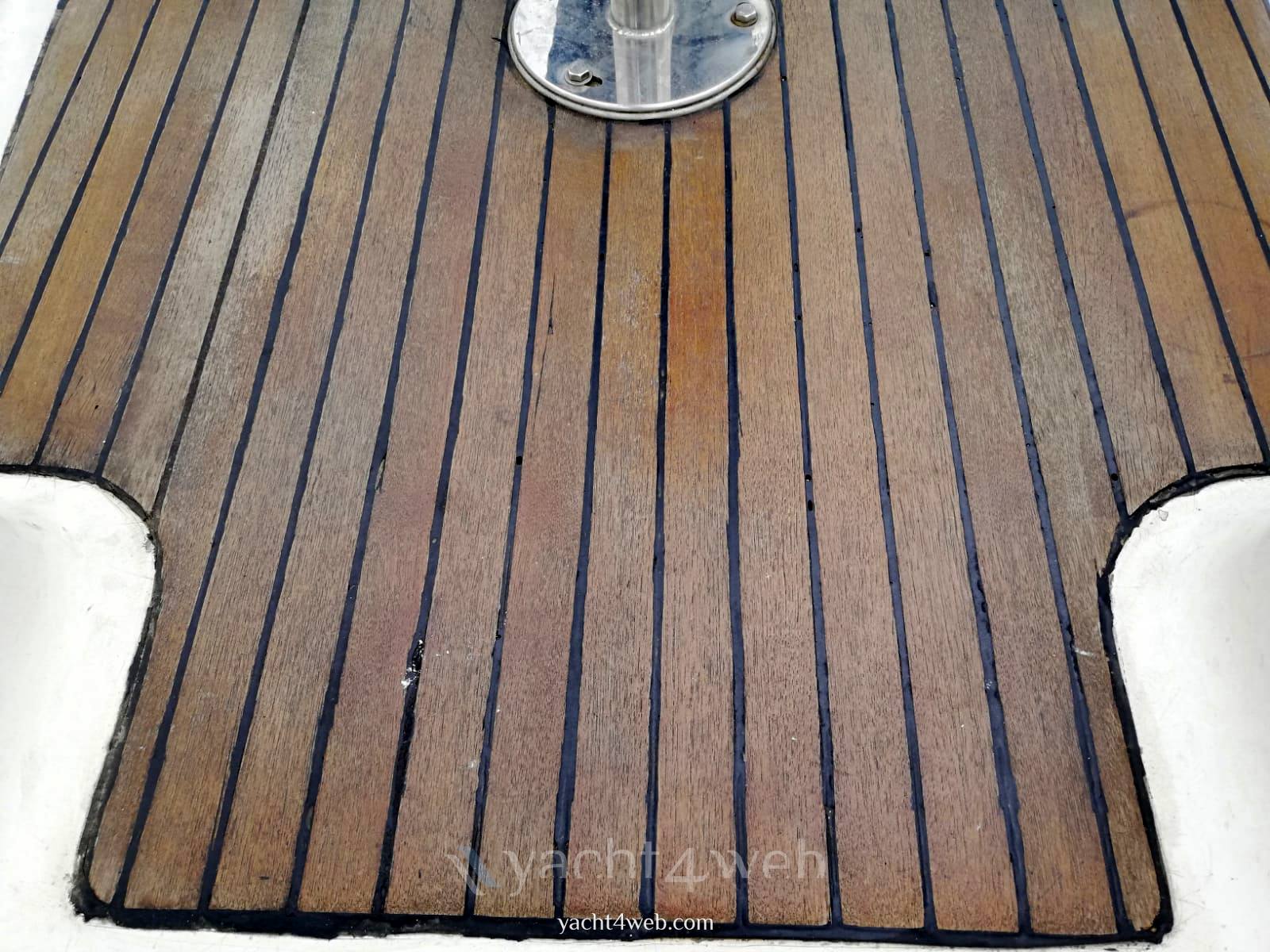 Dufour Yachts 385 grand large Exterior: detail