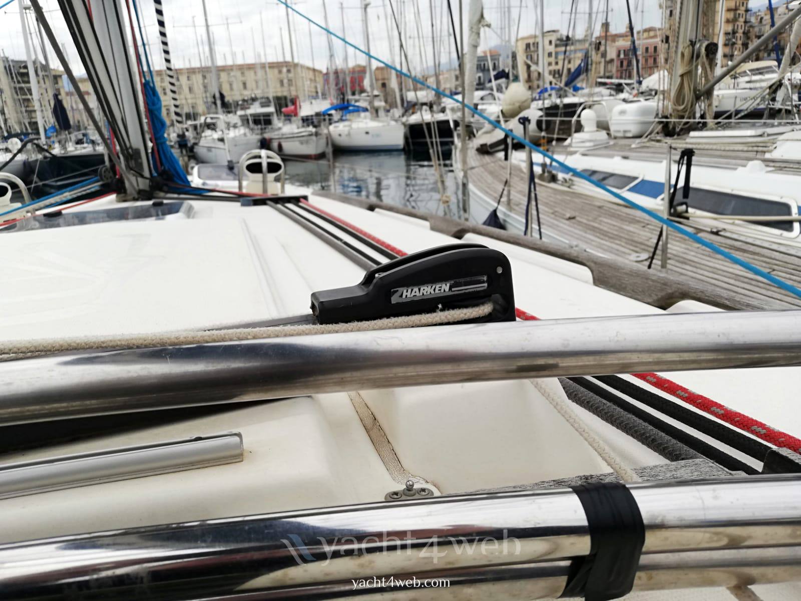 Dufour Yachts 385 grand large Exterior: detail