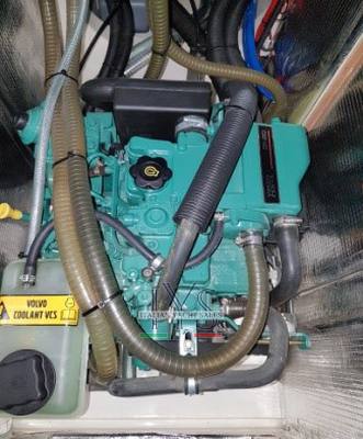 Hanse 325 - Photo Engine 1