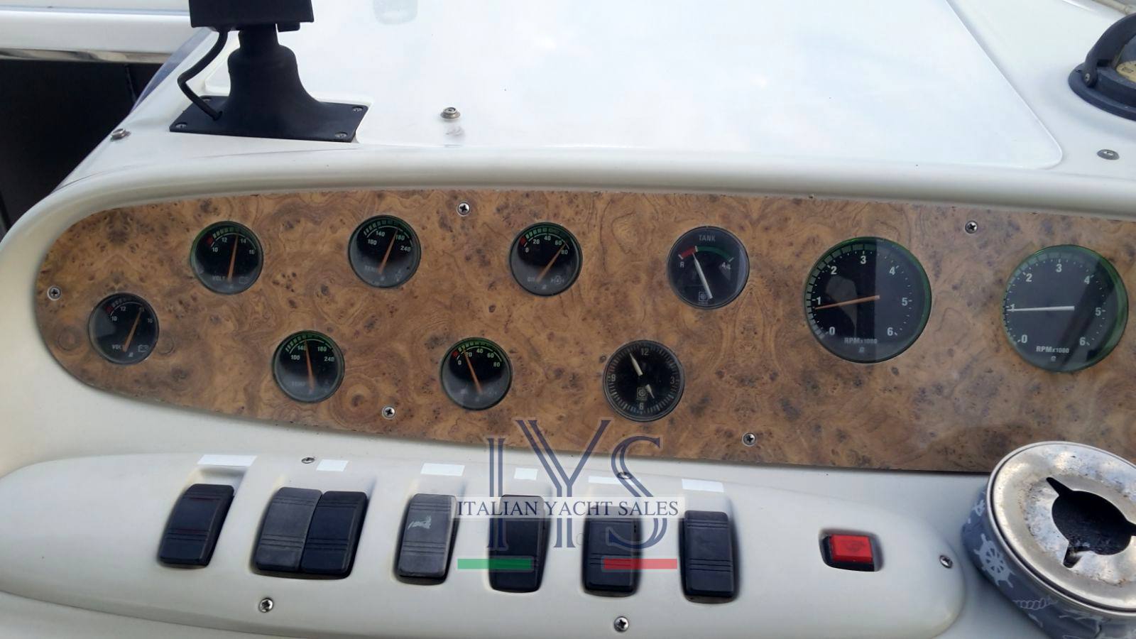 Sealine Bolero 28
