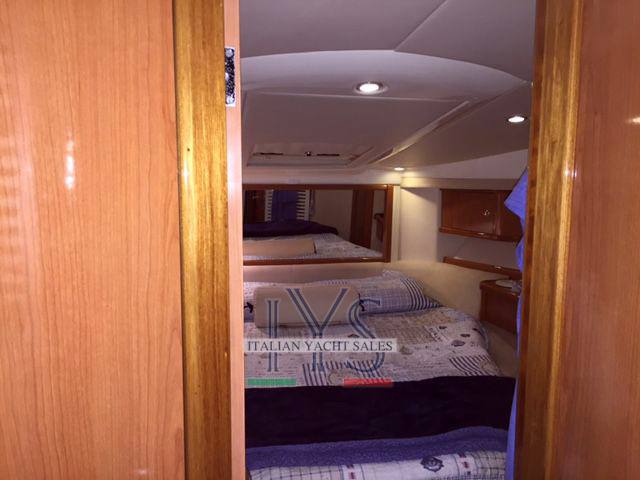 Sealine Fl 37 fly Inside
