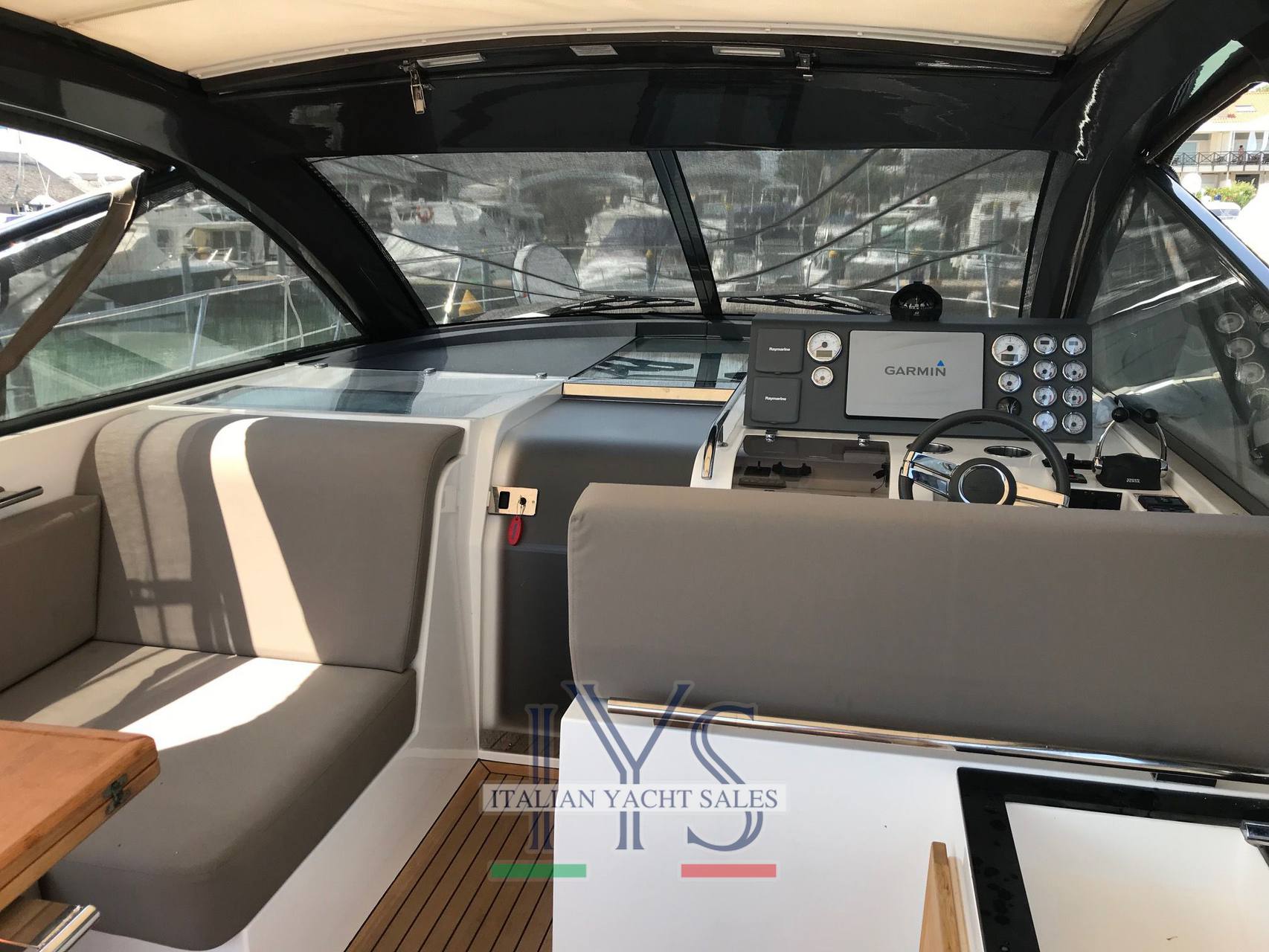 Sealine Sc 35