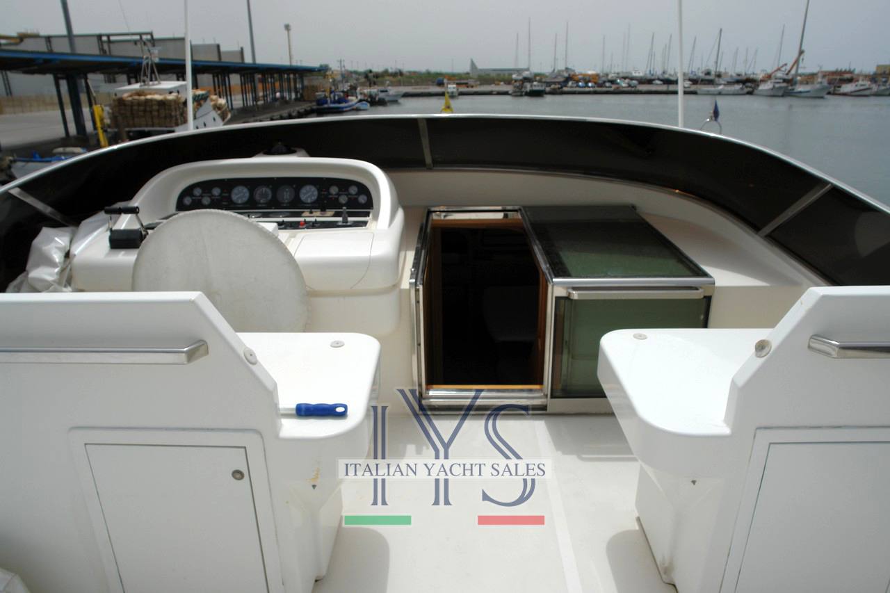 Fipa italiana yachts Maiora 20