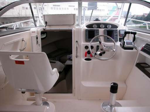 Boston whaler Boston whaler 255 conquest - leasing