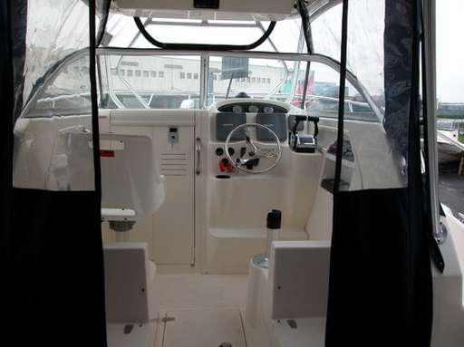 Boston whaler Boston whaler 255 conquest - leasing