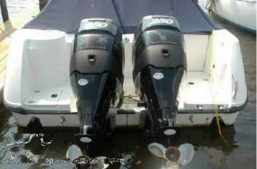 Boston whaler Boston whaler 295 conquest-possib pag. ratea