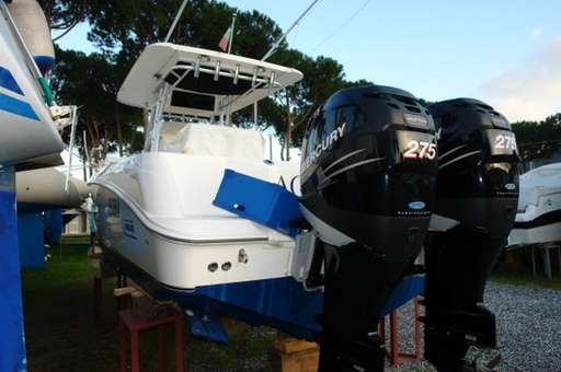 Boston whaler Boston whaler 320 outrage