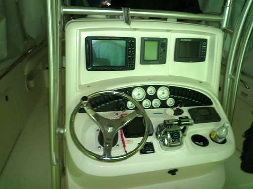 Boston whaler Boston whaler 320 outrage