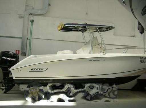 Boston whaler Boston whaler Outrage 270