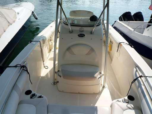 Boston whaler Boston whaler Outrage 27