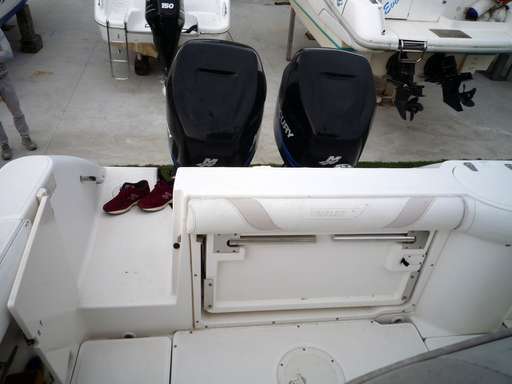 Boston whaler Boston whaler Outrage 27