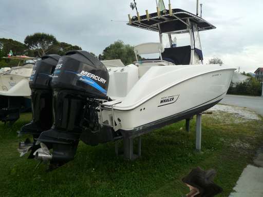 Boston whaler Boston whaler Outrage 27