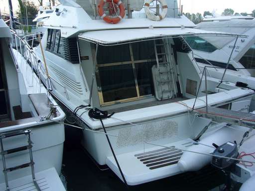 Uniesse marine Uniesse marine 40 fly