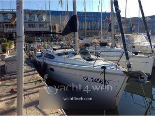 Hunter 376