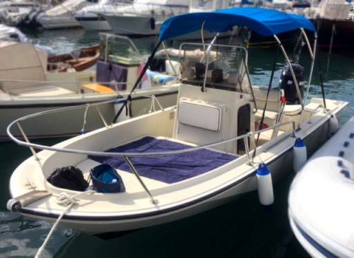 BOSTON BOSTON WHALER Boston 17 Outrage