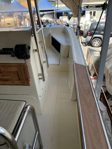 BOSTON BOSTON WHALER Boston 20 Outrage