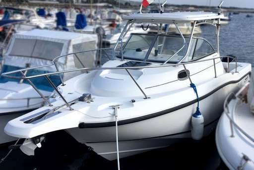 Boston Whaler Boston Whaler BOSTON WHALER Boston 255 Conquest