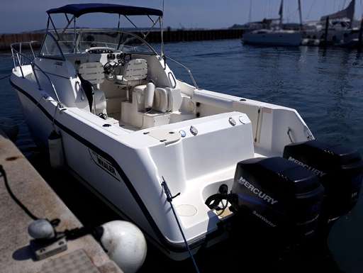 Boston Whaler Boston Whaler BOSTON WHALER Boston 255 Conquest