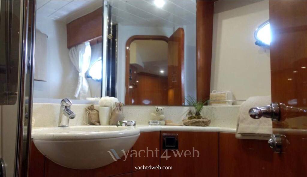 Princess Yachts Princess v65 ht
