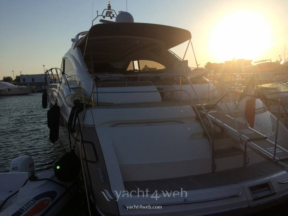 PRINCESS V65