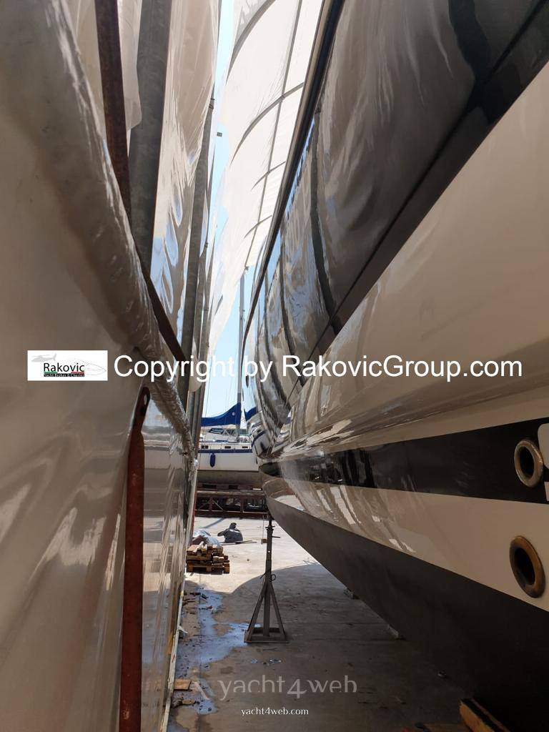 SUNSEEKER Portofino 53