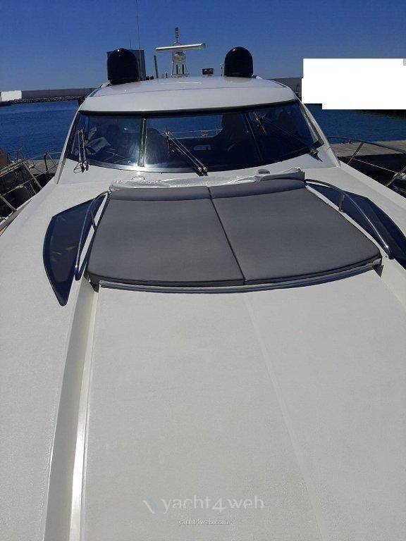 Sunseeker Predator 68 Barca a motore usata in vendita