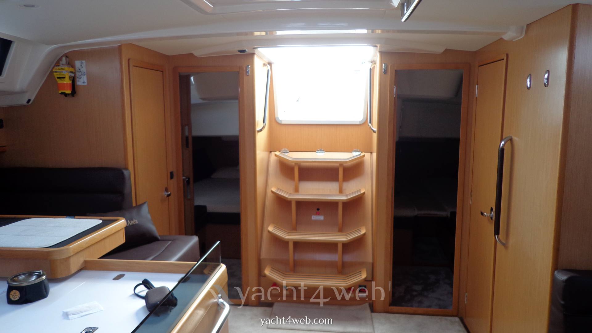 BAVARIA Cruiser 56 Inside