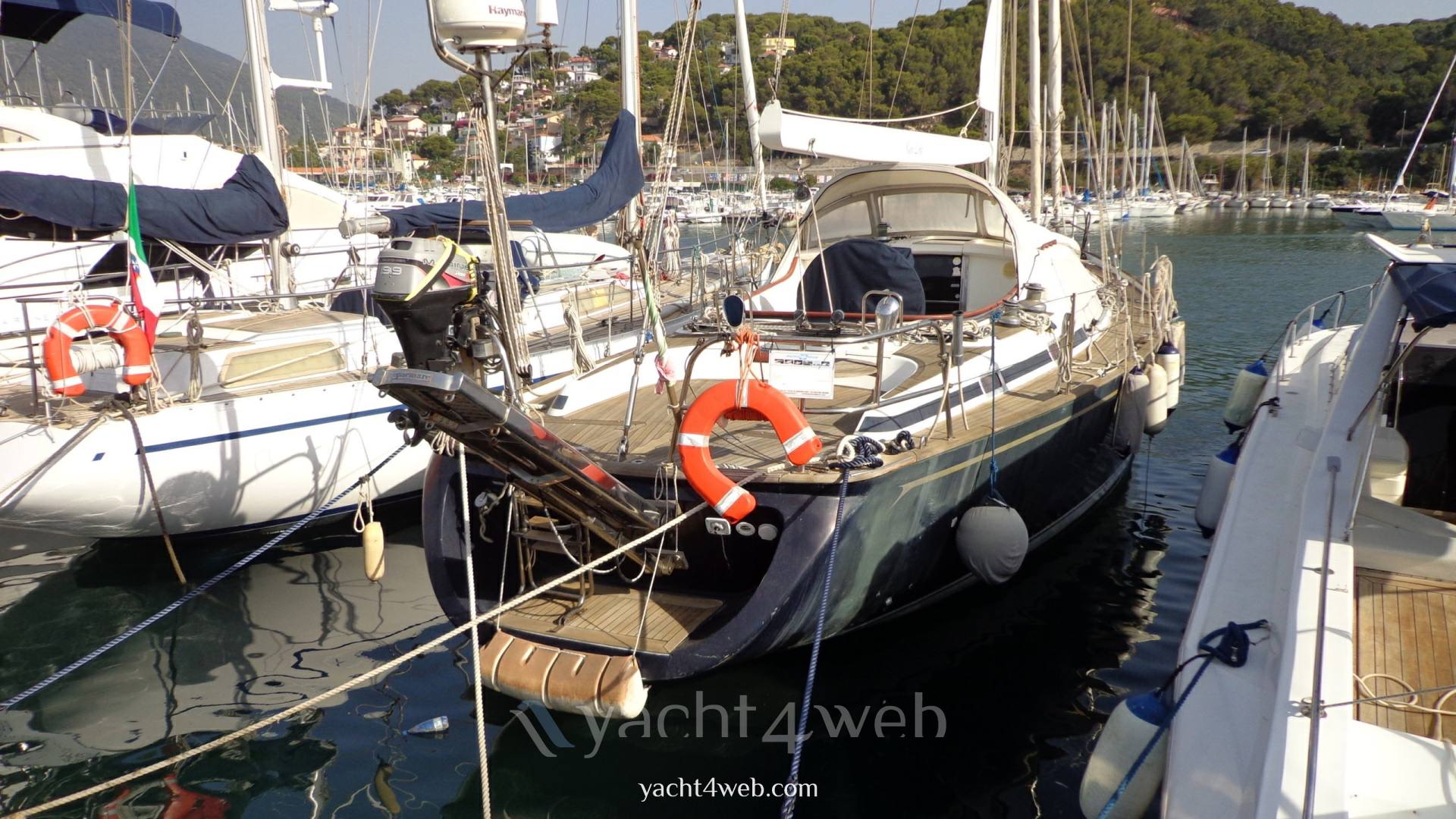 FRANCHINI 53l Exterior
