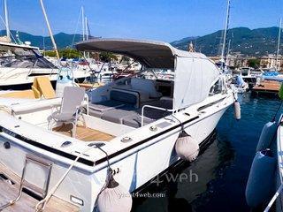 Bertram 28 moppie