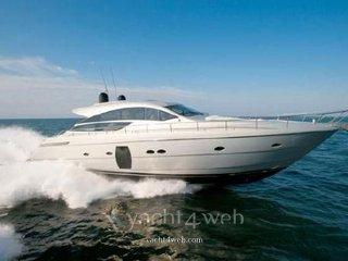 Pershing 64