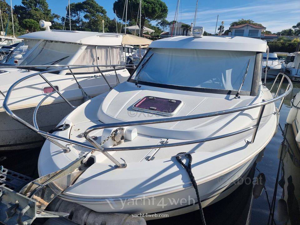 Jeanneau Merry fisher 755 Barco a motor usado para venda